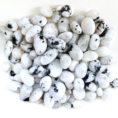 China Europe Wholesale Price Natural Lucky Healing Energy Moon Stone Crystal Gravel for sale