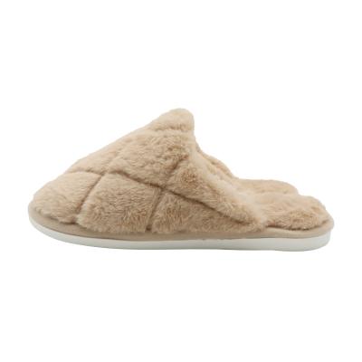 China Fashion Trend NEW Type  Cotton soft and flexible comfort and warmth winter slippers Couple Fashional Fur Slipper for sale