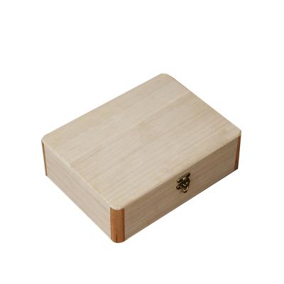 China Tea Packing Box Empty Gift Box Tea Storage DIY Recyclable Natural Portable Wood Carving Solid Wood Box for sale