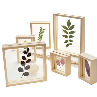 China Custom Europe Wooden Photo Frame With Acrylic for sale