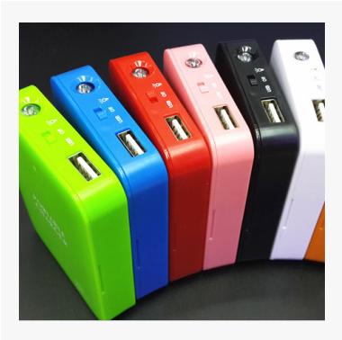 China 2017 Hot Sale Backup Mobile Phone 4 AA Fast Charging Support AA Battery Charger for sale