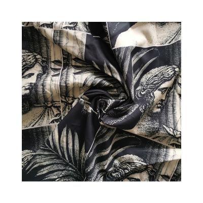 China 2021 new style 60s light weight 100% COTTON POPLIN print Tear-resistant fabric for garment for sale