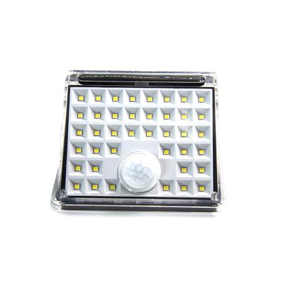 China Solar Light Outdoor Plastic Light Security LED Pir Motion Sensor Wall Light for sale