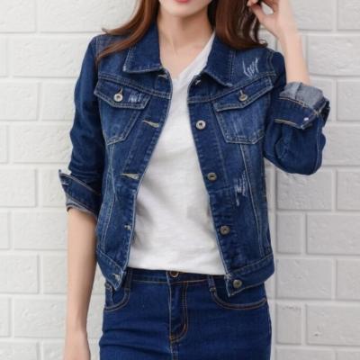 China Breathable Women Ripped Denim Jacket Autumn Button Closed Mid Waist Long Sleeve Length for sale