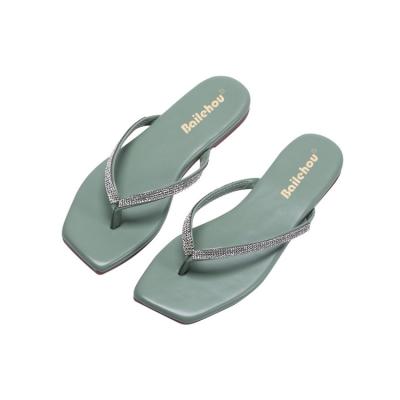 China New Design Shine Diamond PU Fashion Breathable Flip Flop Slides Women Slippers for sale