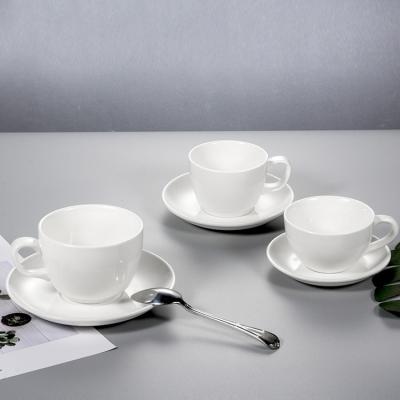 China Viable Manufacturer Wholesale Chinese Restaurant Tableware Porcelain Cup and Saucer Set for sale