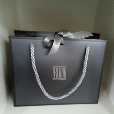 China For Ring Customized Luxury Gray Color Jewelry Paper Bag for sale