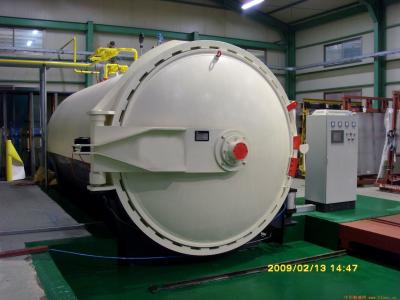 China Autoclave de borracha de madeira da indústria de vidro para o tratamento de madeira, vulcanizar de borracha e laminação de vidro à venda