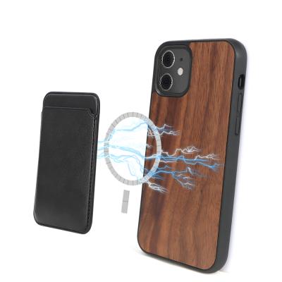 China Unique Wholesale OEM TPU Real Walnut Knight Style 3D Wooden Phone Case For iPhone 12 Compatible With Magsafe for sale