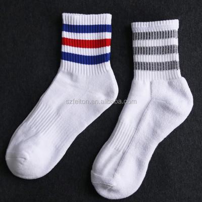 China Factory Wholesale Custom Antibacterial Stripe Cushion Antibacterial Mens White Cotton Socks for sale