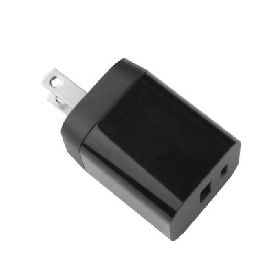 China ISO9001 China Factory Cell Phone Dual Port Wall Charger 20W AC PD Fast Charger For Mobile Phone for sale