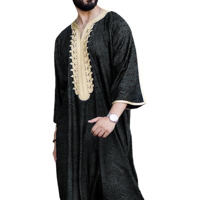 China Polyester Middle East Casual Youth Ramadan Men Plain Black Muslim Long Dress 1140705 for sale