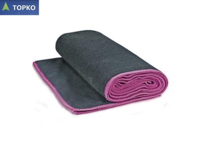 Chine Serviette chaude de yoga de Microfiber de poignée superbe lavable de machine avec le logo de broderie à vendre