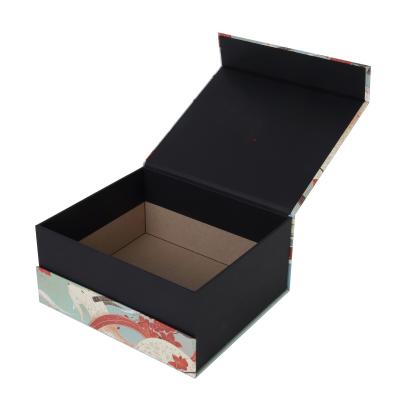 China Recycled Materials Handmade Luxury Card Paper Packaging Magnetic Closure Cardboard Function Box For Health Products for sale