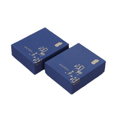 China Recycled Materials Wholesale Square Cosmetic Gift Box Essential Oil Packaging Paper Box Top And Lid Package Box for sale