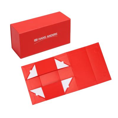 China Recycled Materials Paper Red Liner Folding Recycled Gift Packaging Magnetic Closure Logo Shoe Paper Box Custom Made for sale