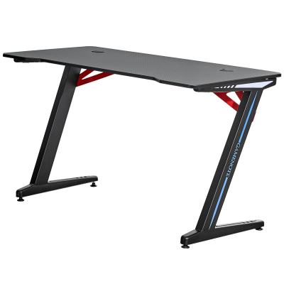 China New Design Multifunctional PC Computer Desk PC Gaming Desk for sale