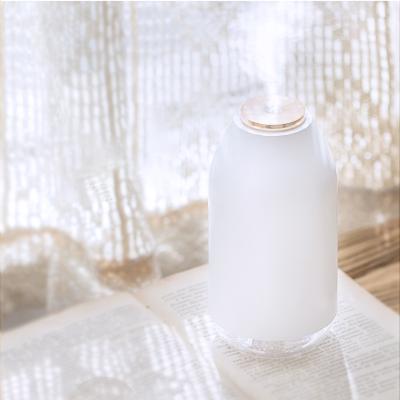 China ABS+PC+Silica Mini Gel Milk Bottle Mist Car Air Humidifier for sale