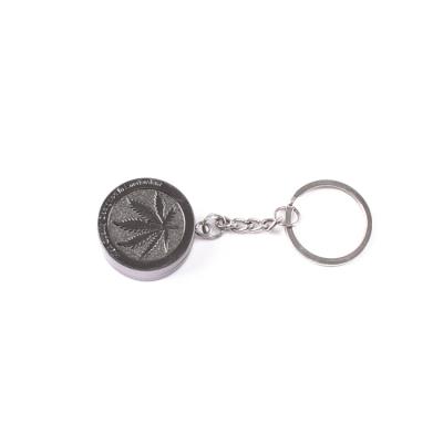 China Wholesale 30MM Grinding Tobacco 2 Layers Mini Keychain Zinc Alloy Tobacco Herb Weed Grinder for sale