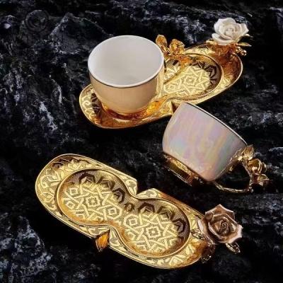 China Good Stocked Selling Luxury Restaurant Beverage Gold Metallic Plate Items With 12pcs Mugs Set Ceramic Coffee Mug Set for sale