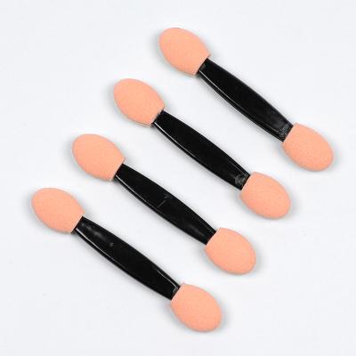 China Eyeshadow Applicator Foam Tip Sponge Stick Makeup Applicator Cosmetic Medical Eyeshadow Brush for sale