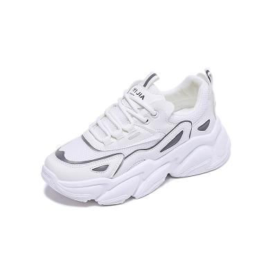 China Fashion trend hot sale white color casual shoes women sport shoes fashion ladies shoes for sale