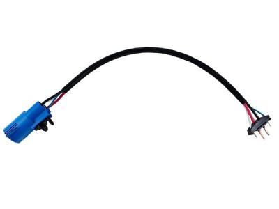 China Small Diameter Design 300V Insulated Automotive Wiring Harness With Amphenol Connector for sale