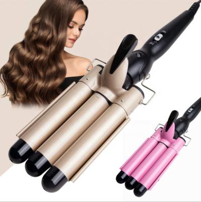 China Three Ceramic 3 Barrel Curling Iron Wand - Ceramic Coating Triple Barrels, 20/22/25/28/32mm Beach Wave Curling Iron, Double Tension Crimp for sale