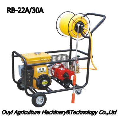 China Agriculture planting China garden cart electric weed sprayer with plastic water gun water tank RB-30A for sale