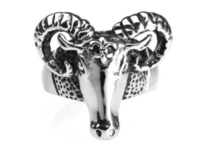 China PVD Plating Stainless Steel Fashion Rings Highly Polished With Goat Head Style for sale