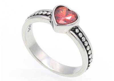 China European Style Stainless Steel Jewelry Rings Titanium Zircon Heart Shape For Friends for sale