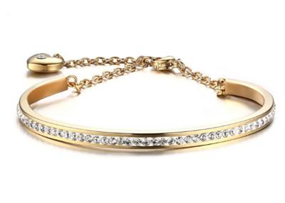 China Brazalete ajustable de la pulsera del corazón pegajoso del diamante del acero inoxidable de los colores los 4MM de la joyería tres de las mujeres en venta