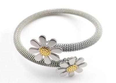 China Sunflower Shaped Stainless Steel Bracelet Wire Bangle PVD Plating 21cm Size for sale