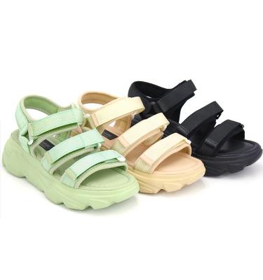 China CUSHIONING soft girls sandals and soft beach shoes fashion high quality children cute summer sandals princess beach shoes for sale