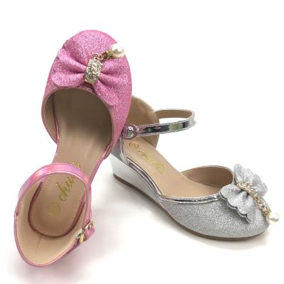 China Round Elegant Kids Princess Shoes Shoe Shining Shoes With Little Wedge for sale