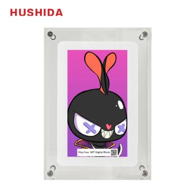 China Hot Selling 10.1 Inch Wifi HUSHIDA Wooden Frame Digital Photo Non-Fungible Symbolic Frame for sale