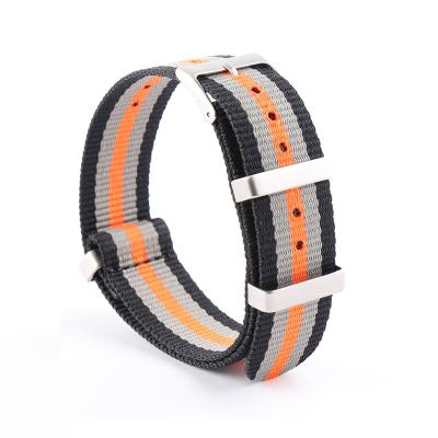 China The soft and waterproof design nylon watch strap 19mm 20mm 21mm luxury custom made 22mm NATO strap for watches of all types for sale