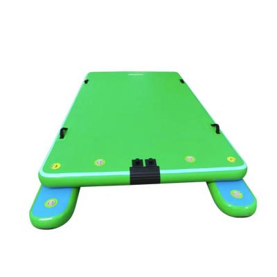 China 2021 Plastic Floating Dock Popular Cheap Floating Inflatable Mat World Water Sport Fishing Mat for sale