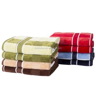 China Soft And Absorbent 100% Cotton Yarn Dyed Combed Towel for sale