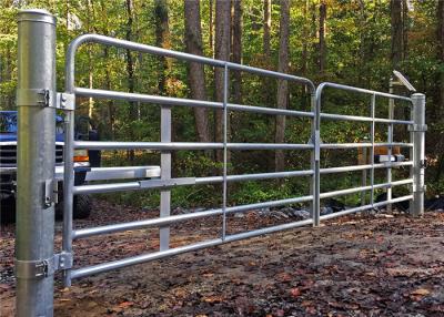 中国 1170mm Galvanized Steel Farm Gates Rustproof Livestock 12 Foot Metal Farm Gate 販売のため