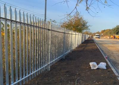 China 1.8m X 2.75m Galvanised Steel Palisade Fencing Imposing Appearance Round And Notched for sale