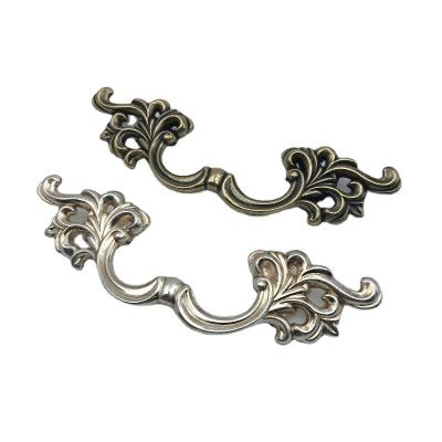 China Hot European zinc antique silver bronze furniture hardware accessories old cabinet handles drawer pull for sale