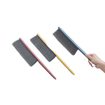 China Long Soft Bedroom Sofa Dusting Brush 115g Bristle Cleaning Brush Handle Bed Sustainable Brush Household for sale