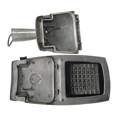 China Die Casting Aluminum Led Street Light Housing With Clips 120w AC 220V for sale