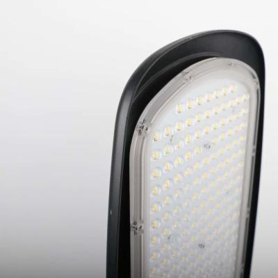 Chine Lumière de rue à LED étanche IP65 Température de travail -20 C à 50 C Plage de fréquence 50-60 Hz à vendre