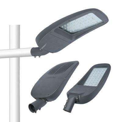 China Luces de calle al aire libre impermeables ahorros de energía del microprocesador 30w 60w 120w 200w IP66 LED de SMD 3030 en venta