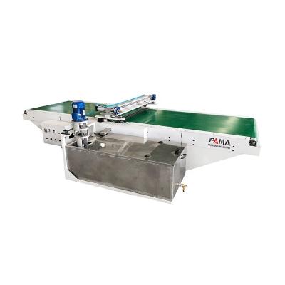 China Digital Mirror Painting Effect Printing Glossy Full Automatic Pattern Roller UV Coating Machine for sale