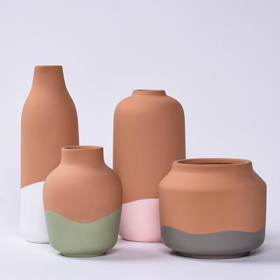 China Wholesale Modern Terracotta Antique Vase Factory Farmhouse Ceramic Small Flower Vases For Home Decor for sale