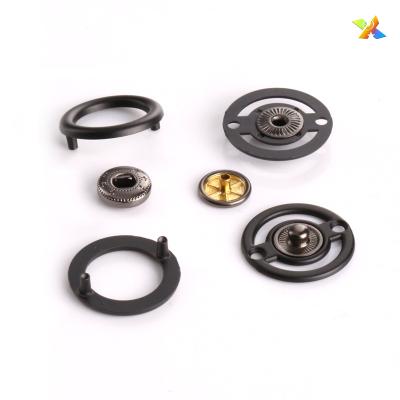 China No Rust Factory Direct Sales Double D Ring Seamless Gunmetal Alloy Double D Buckle Half D Clip Butterfly Ring for sale