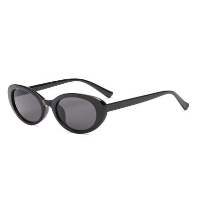 China Wholesale Chinese Classic Fashion Sunglasses Brand Modern Popular Sunglasses for sale